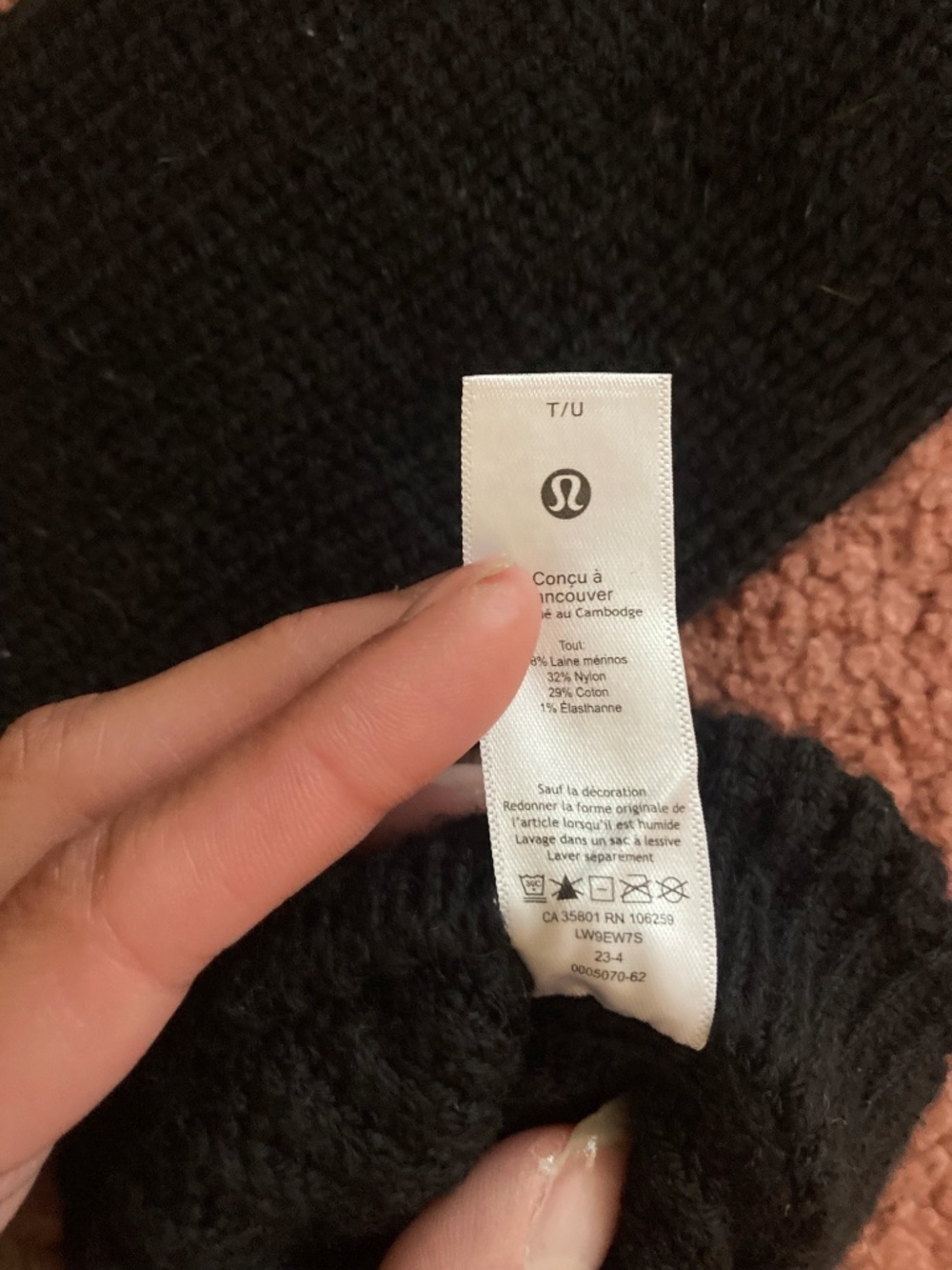 Lululemon Women's Ribbed Knit Merino Wool-Blend Leg Warmer Black - Picture 4 of 4